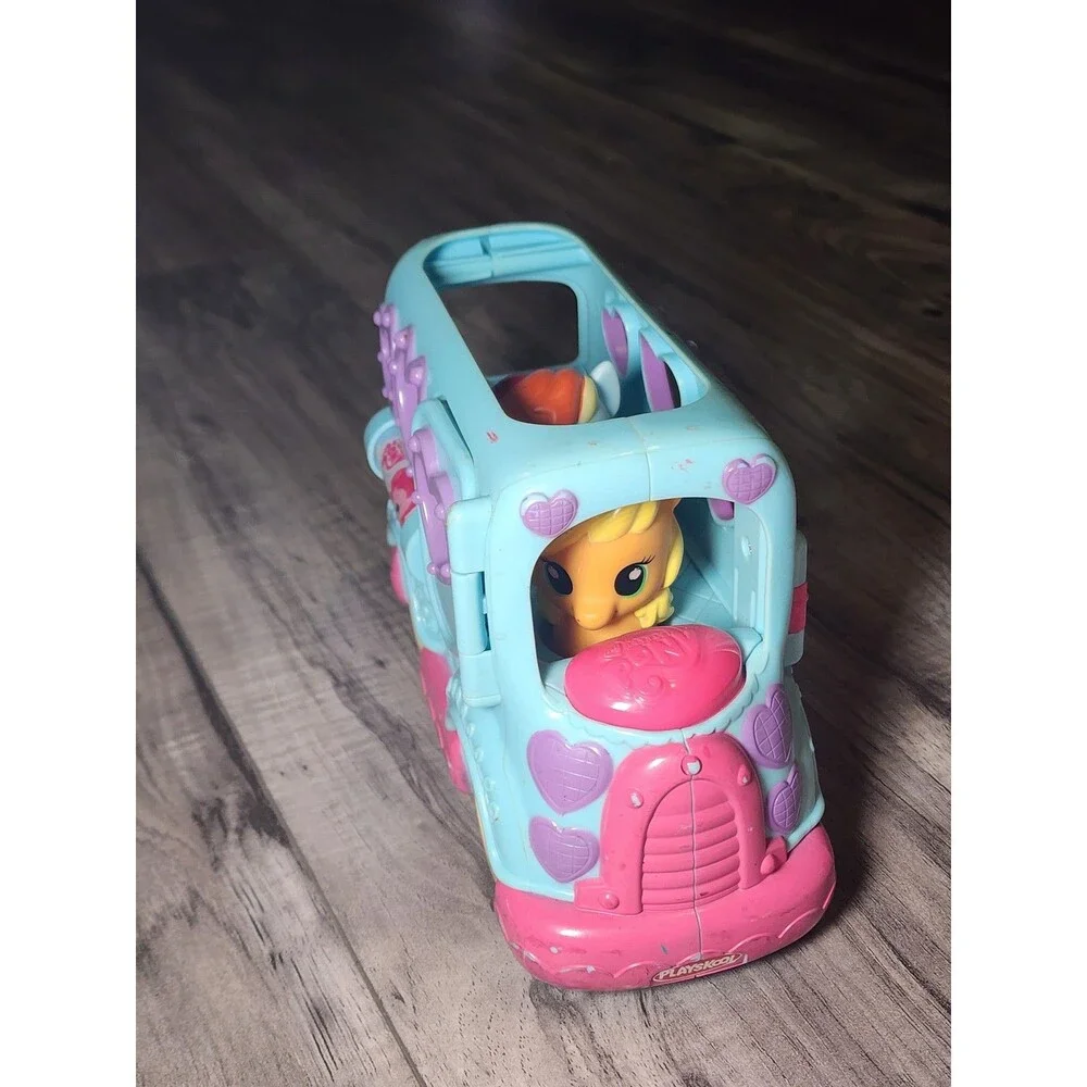 My Little Pony Bus with Rainbow Dash